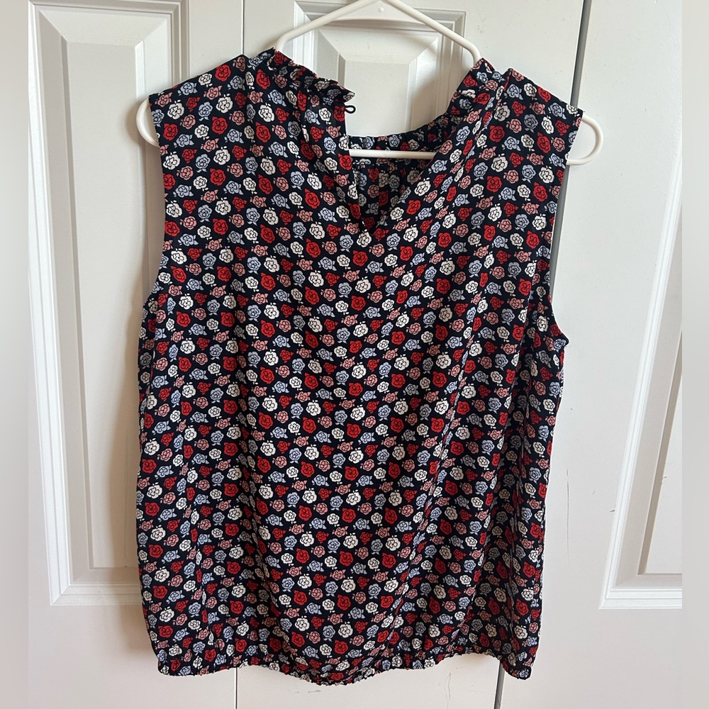 LOFT Sleeveless Top with Red and White Floral Pattern